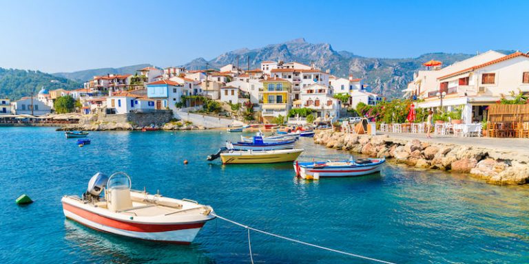 Dịch vụ chuyển phát nhanh đi Croatia chuyên nghiệp và tiết kiệm- Emsvietnam.net Logistics