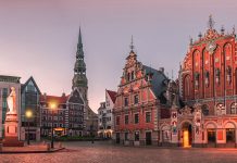 Dịch vụ chuyển phát nhanh đi Latvia giá rẻ. Dịch vụ chuyển phát nhanh đi Latvia giá rẻ.