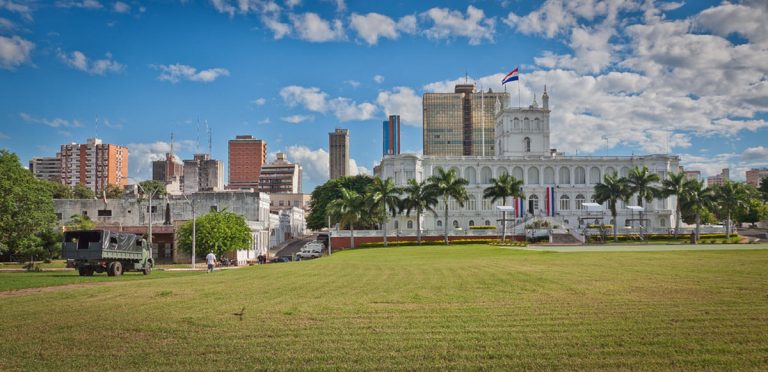 Dịch vụ chuyển phát nhanh Hồ Chí Minh đi Paraguay giá rẻ.