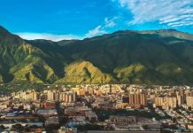 Dịch vụ chuyển phát nhanh đi Venezuela giá rẻ. Dịch vụ chuyển phát nhanh đi Venezuela giá rẻ.