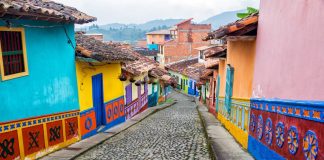 Dịch vụ chuyển phát nhanh đi Colombia giá rẻ Chuyển phát nhanh đi Coliombia