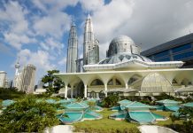 Vận chuyển hàng hóa bưu phẩm đi Malaysia uy tín, đảm bảo Nhận vận chuyển hàng hóa bưu phẩm từ Việt Nam đi Malaysia nhanh chóng