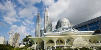 Vận chuyển hàng hóa bưu phẩm đi Malaysia uy tín, đảm bảo Nhận vận chuyển hàng hóa bưu phẩm từ Việt Nam đi Malaysia nhanh chóng