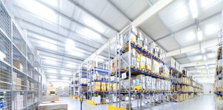 Cross docking là gì? Những điều cần biết về Cross docking trong vận tải? cross docking