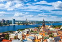 Chuyển phát nhanh đi Latvia tại EMSVietnam Gửi thực phẩm đi Slovenia nhanh nhất