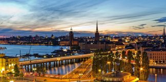 Chuyển phát nhanh đi Thụy Điển uy tín tại EMSVietnam Chuyển phát nhanh đi Thụy Điển uy tín tại EMSVietnam