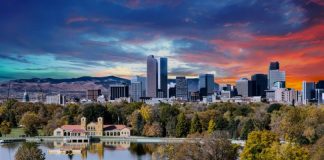Gửi quà tặng ngày Tết đi Colorado nhận ngay ưu đãi lên đến 50% Gửi quà Tết đi Colorado tại EMSVietnam chưa bao giờ là một lựa chọn tệ cả
