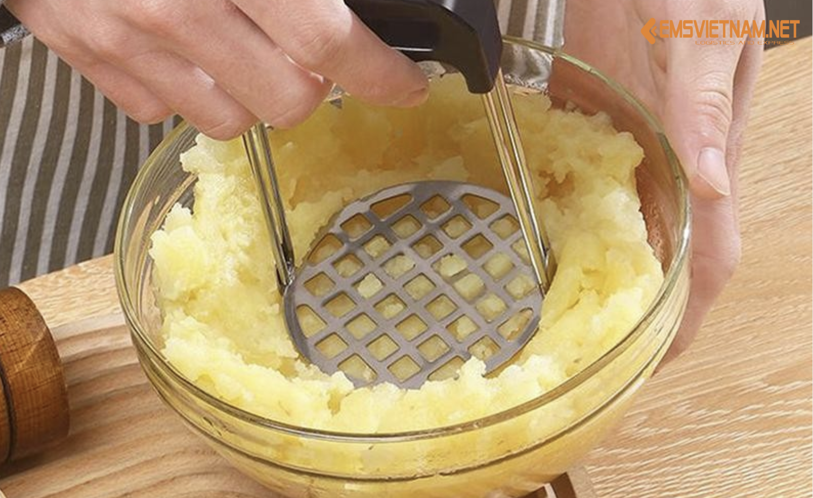 VẬN CHUYỂN DỤNG CỤ NGHIỀN THỰC PHẨM SANG THỊ TRƯỜNG HÀN QUỐC