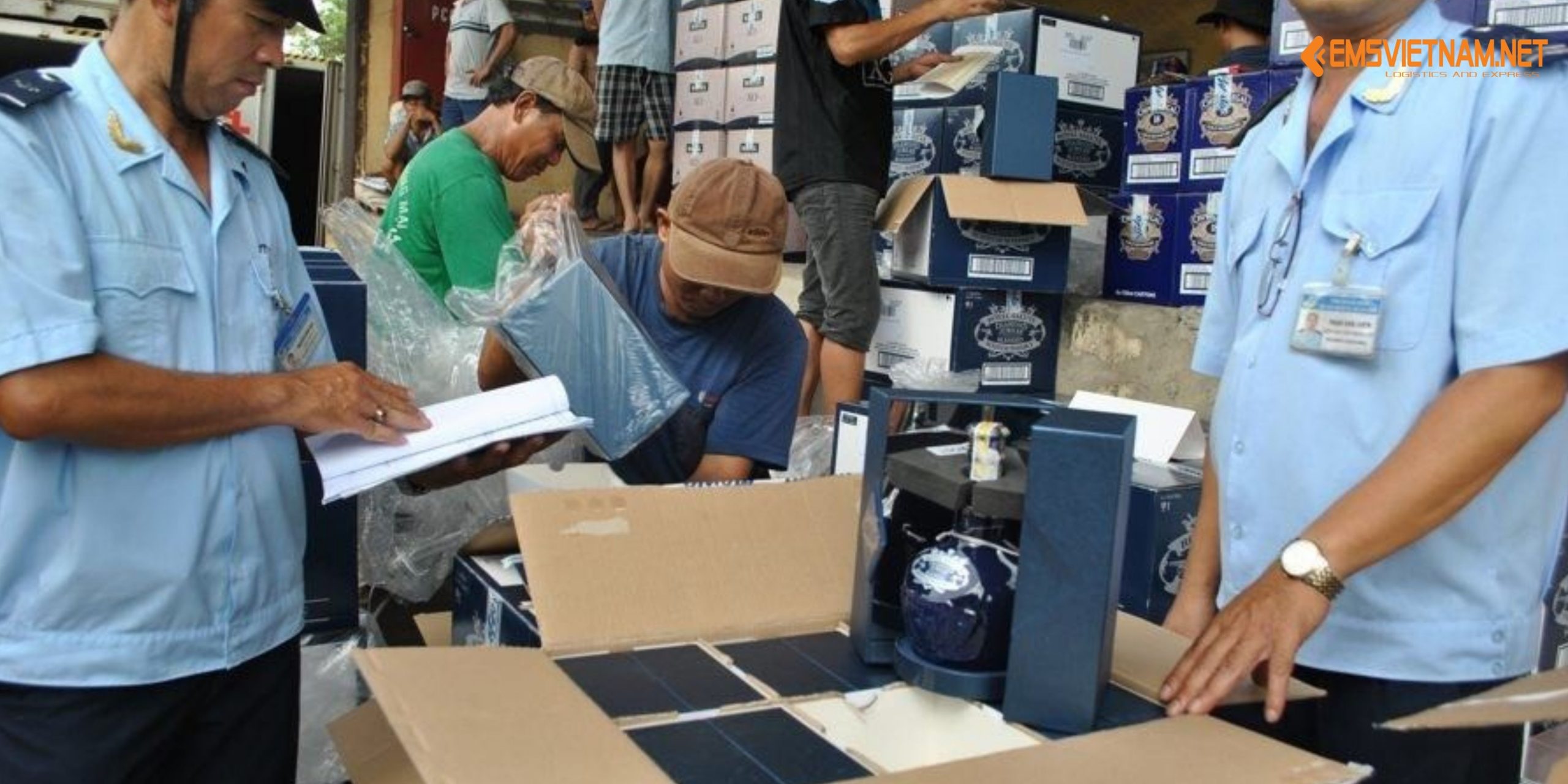 Những lưu ý quan trọng khi gửi hàng đi quốc tế để tránh bị giữ – trả hàng – phát sinh phí