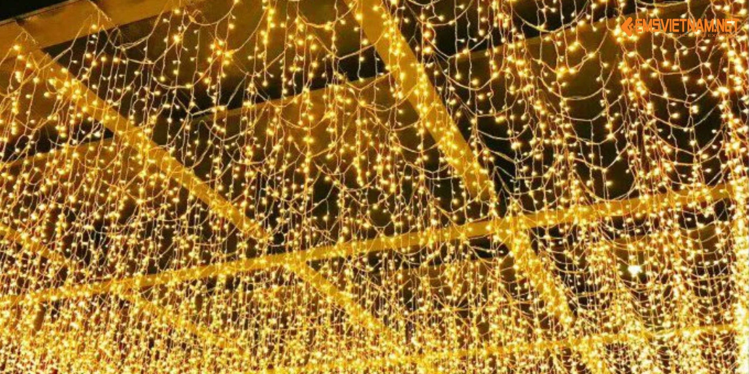 VẬN CHUYỂN ĐÈN LED TRANG TRÍ TỪ VIỆT NAM ĐI MỸ: GIẢI PHÁP AN TOÀN, HIỆU QUẢ VÀ BỀN VỮNG