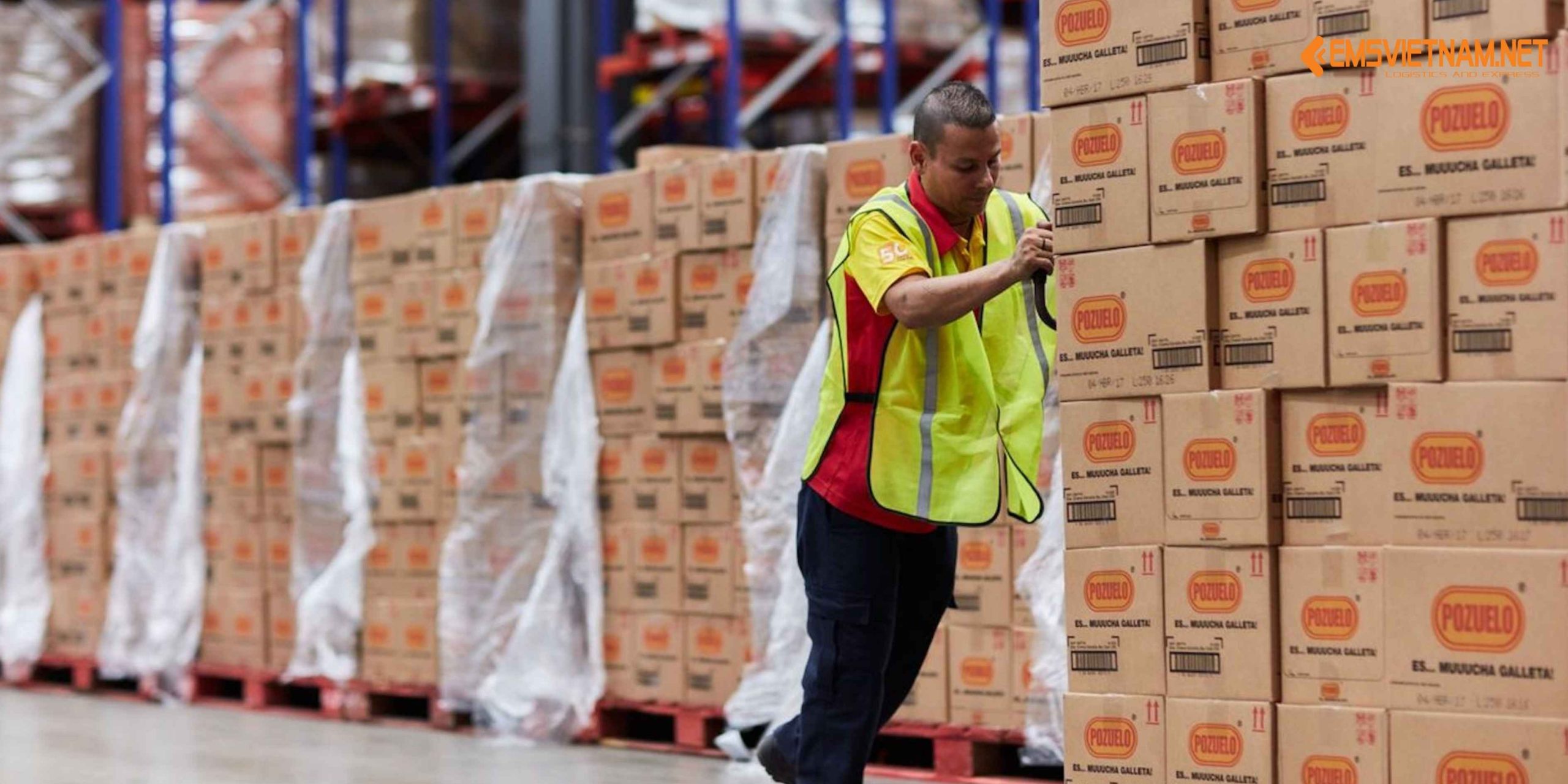 Gửi Hàng Nhẹ Nhưng Cồng Kềnh: Xử Lý Thế Nào Cho Rẻ?