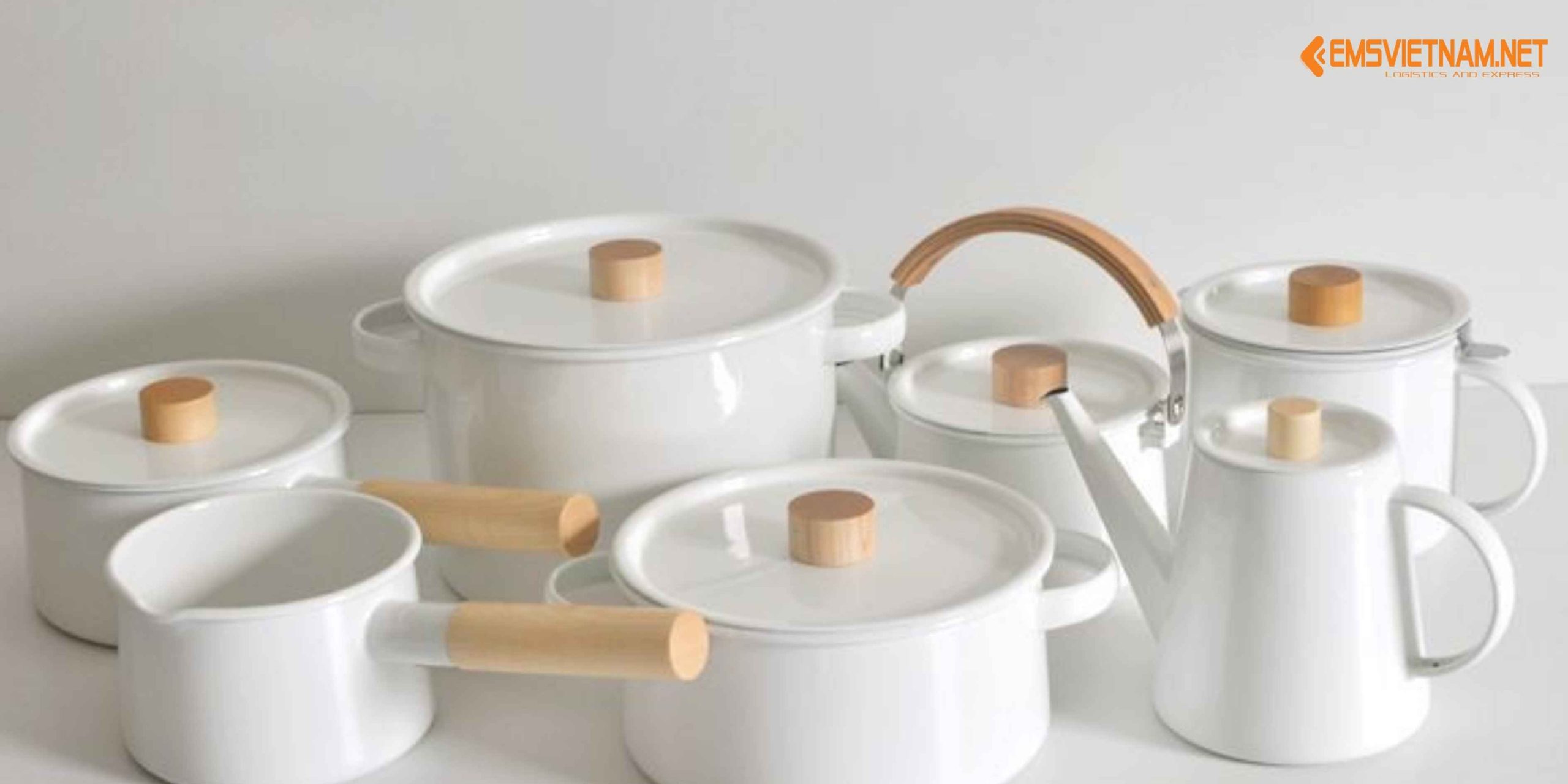 GỬI ĐỒ DÙNG BẾP SANG MỸ - GIẢI PHÁP VẬN CHUYỂN AN TOÀN, TIẾT KIỆM CHO NGƯỜI VIỆT