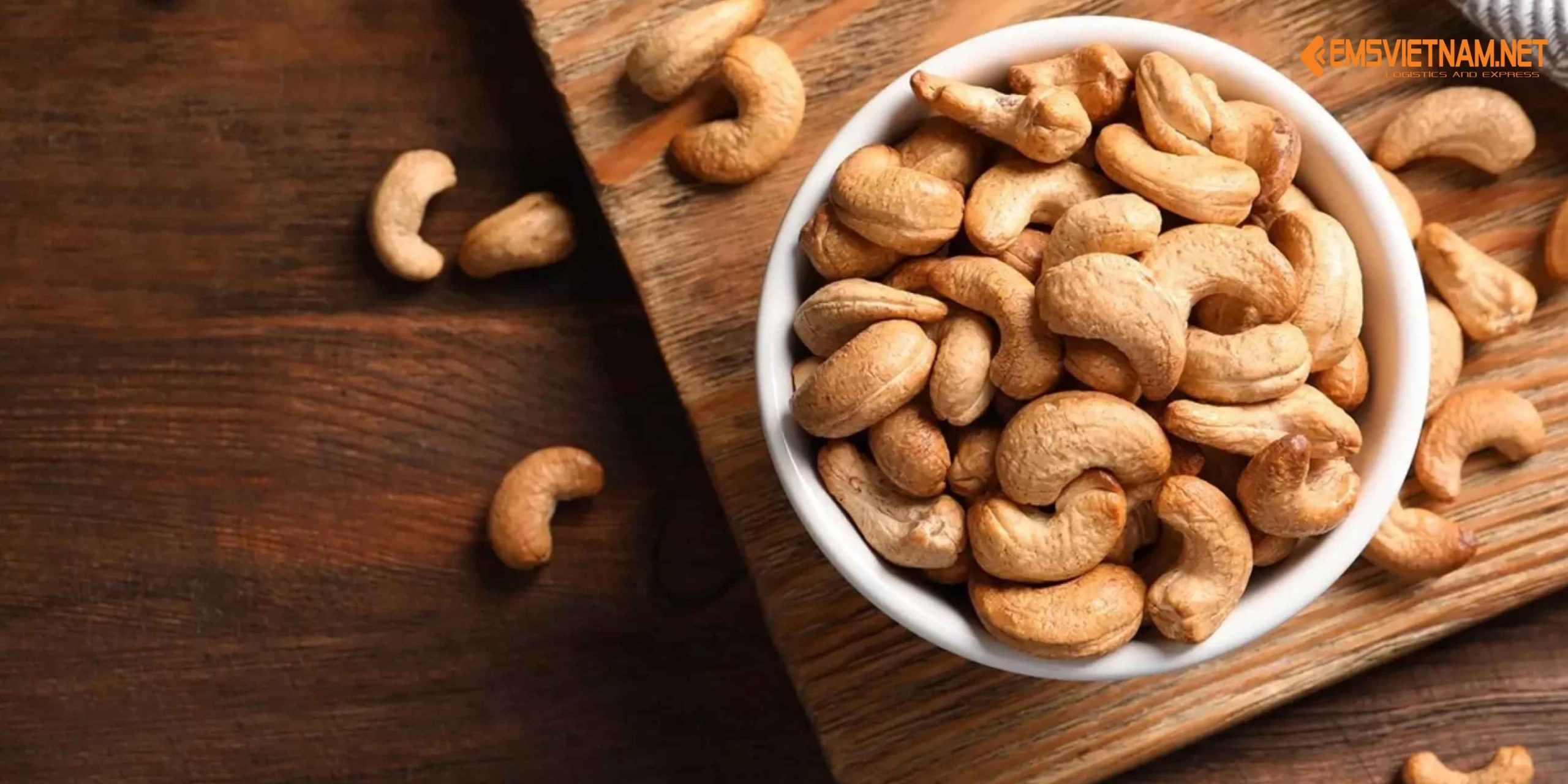 XUẤT KHẨU HẠT ĐIỀU RANG MUỐI TỪ VIỆT NAM SANG MỸ: TIỀM NĂNG, TIÊU CHUẨN VÀ LƯU Ý QUAN TRỌNG